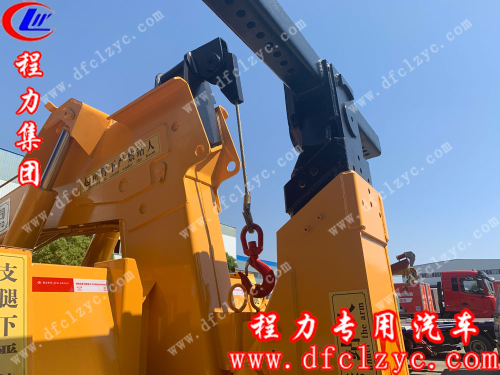 重汽豪瀚聯(lián)體一拖一清障車細節(jié)